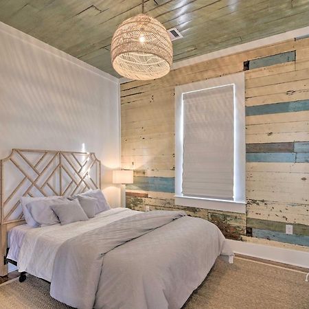 Bright Galveston Cottage Close To Beach And Strand Kültér fotó