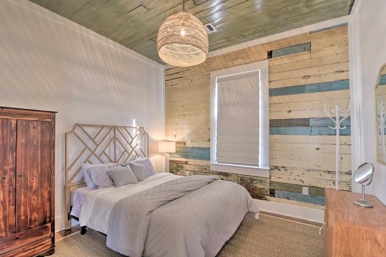 Bright Galveston Cottage Close To Beach And Strand Kültér fotó