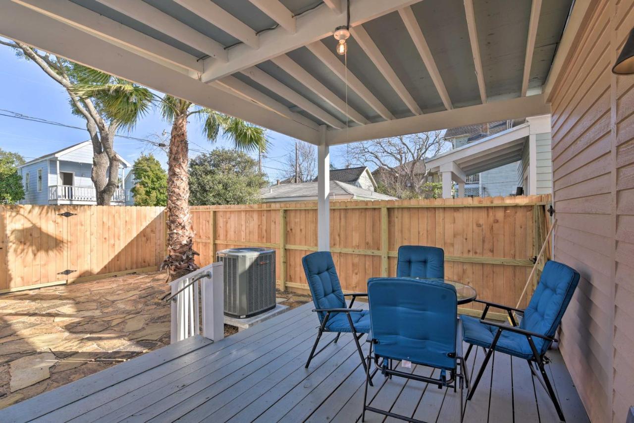 Bright Galveston Cottage Close To Beach And Strand Kültér fotó